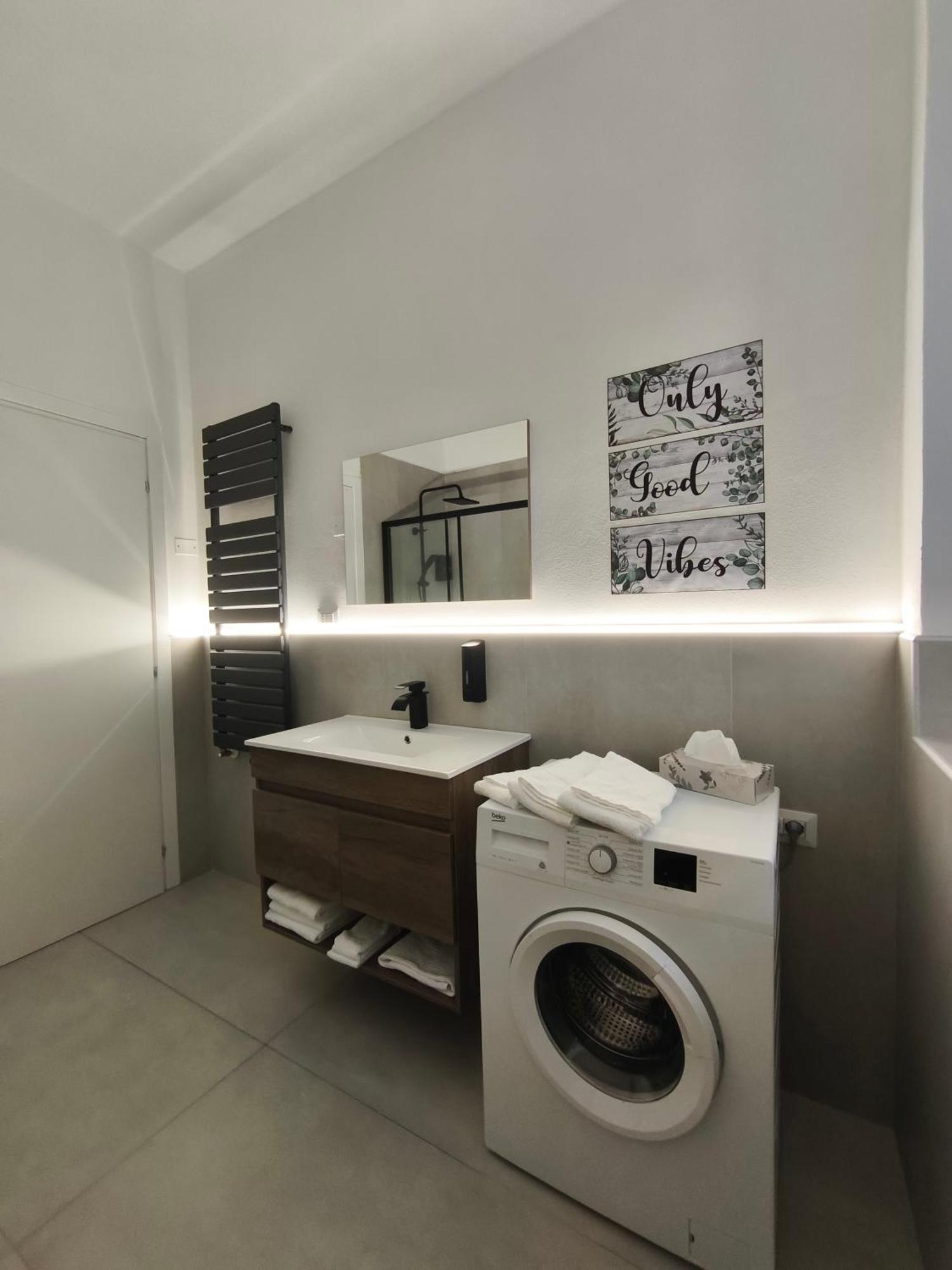 La Terrazza In Centro Apartment Treviglio Room photo